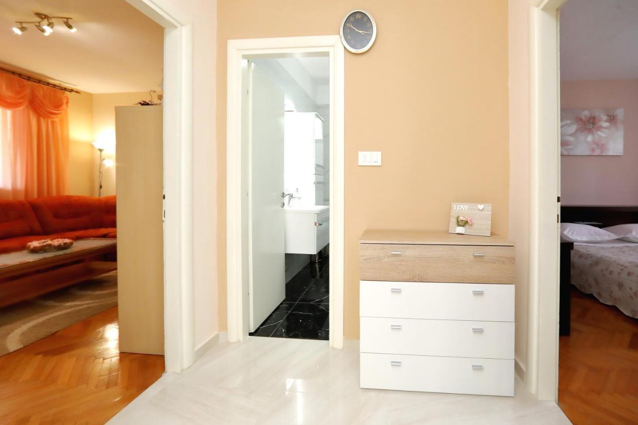 Apartment Lucijan บาร์บินเย ภายนอก รูปภาพ