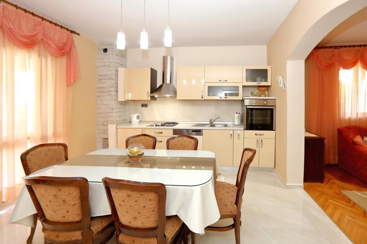 Apartment Lucijan บาร์บินเย ภายนอก รูปภาพ
