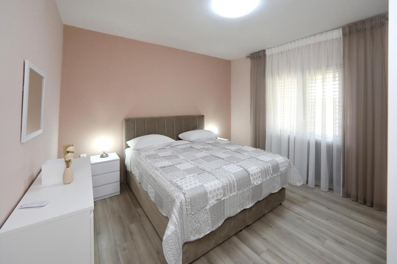 Apartment Lucijan บาร์บินเย ภายนอก รูปภาพ