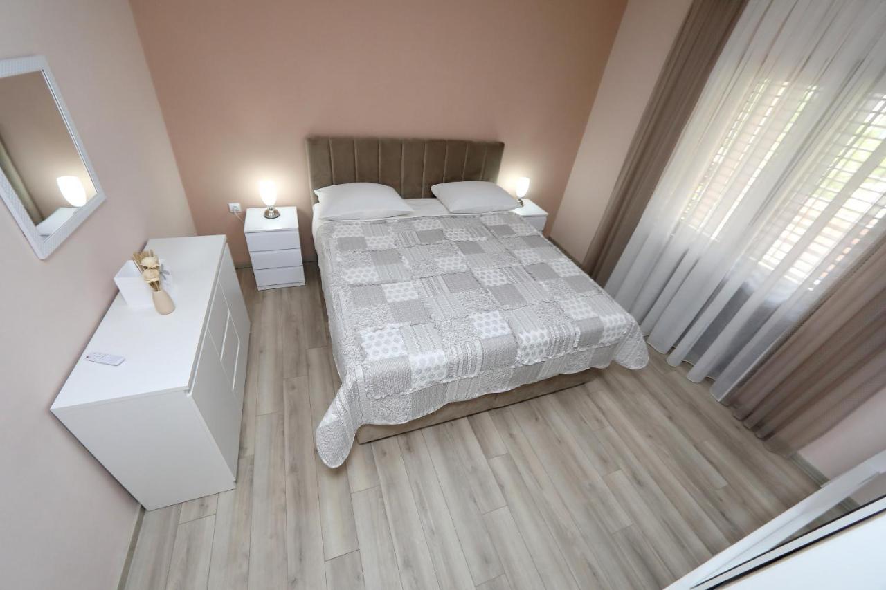 Apartment Lucijan บาร์บินเย ภายนอก รูปภาพ