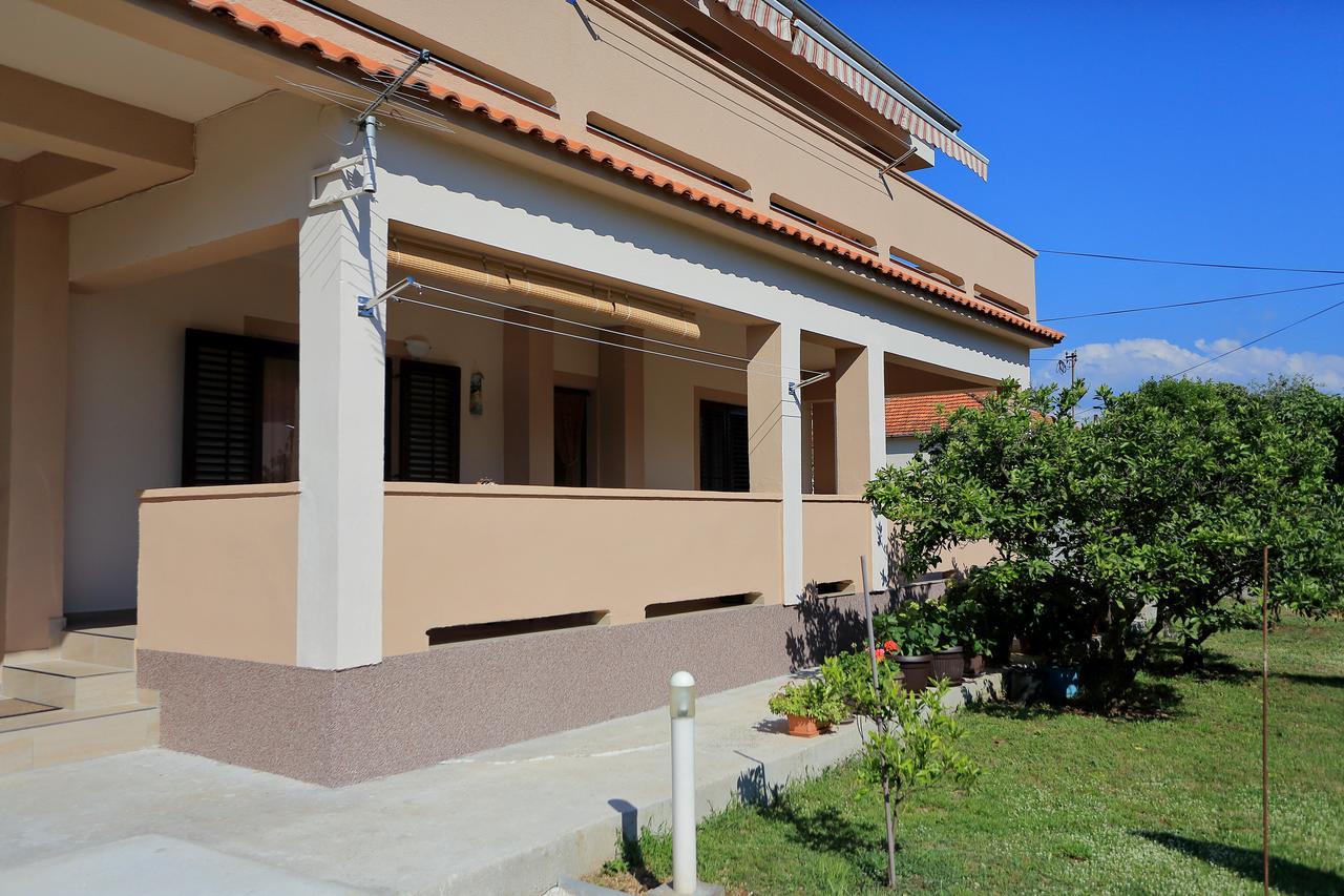 Apartment Lucijan บาร์บินเย ภายนอก รูปภาพ
