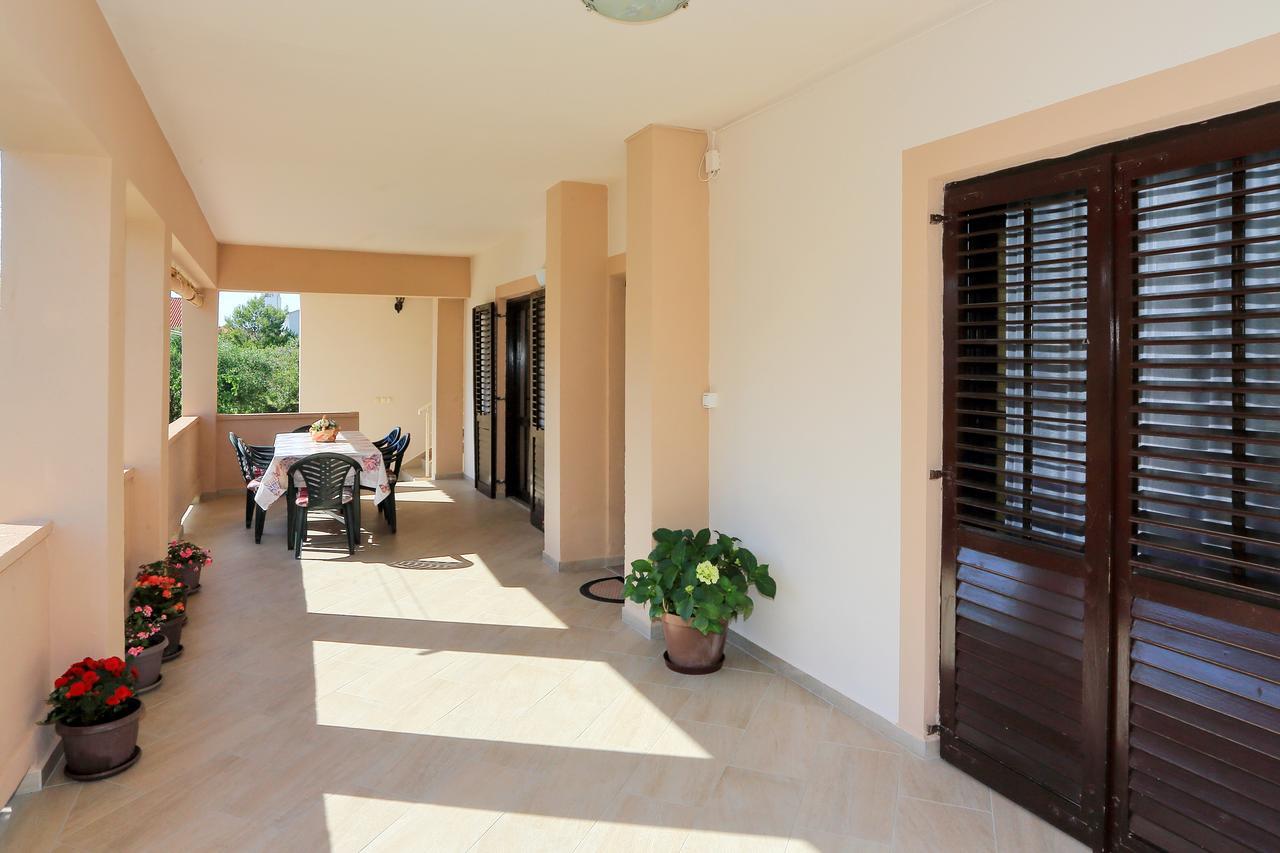 Apartment Lucijan บาร์บินเย ภายนอก รูปภาพ
